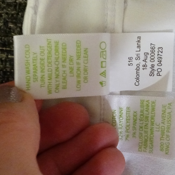 🆕 💎VERY HTF Lilly Pulitzer💎 - Worth Skinny Pant w/Pearl Accents - Picture 12 of 16